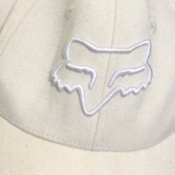 FOX | Beige Elastic Fitted Hat White Logo Stretch Cream Color - Picture 3 of 8